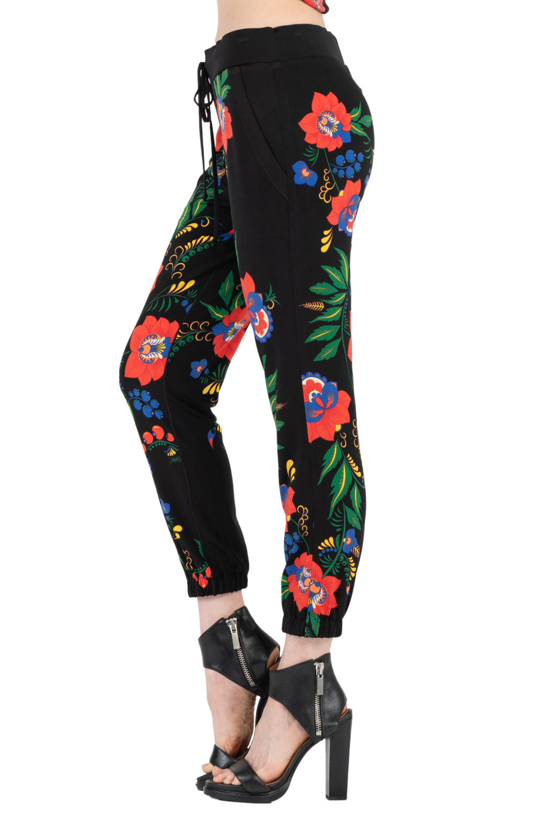 Elastic Bottom Pocket Jogger