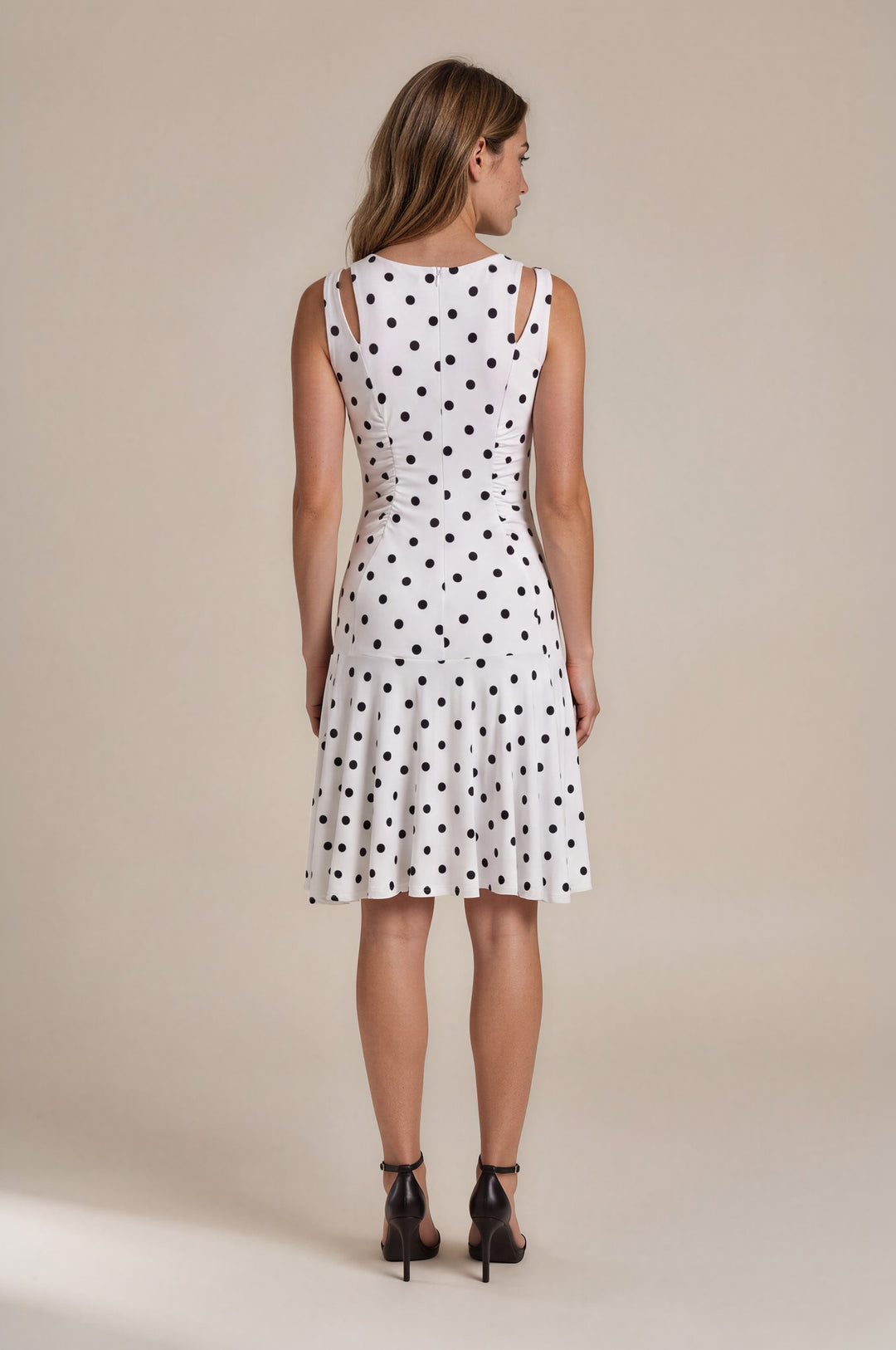 Ruched Detailed Sleeveless Lined Fit and Flair Dress