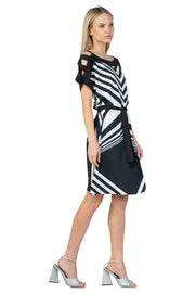 Latticed Shoulder Below Knee Loose Dress