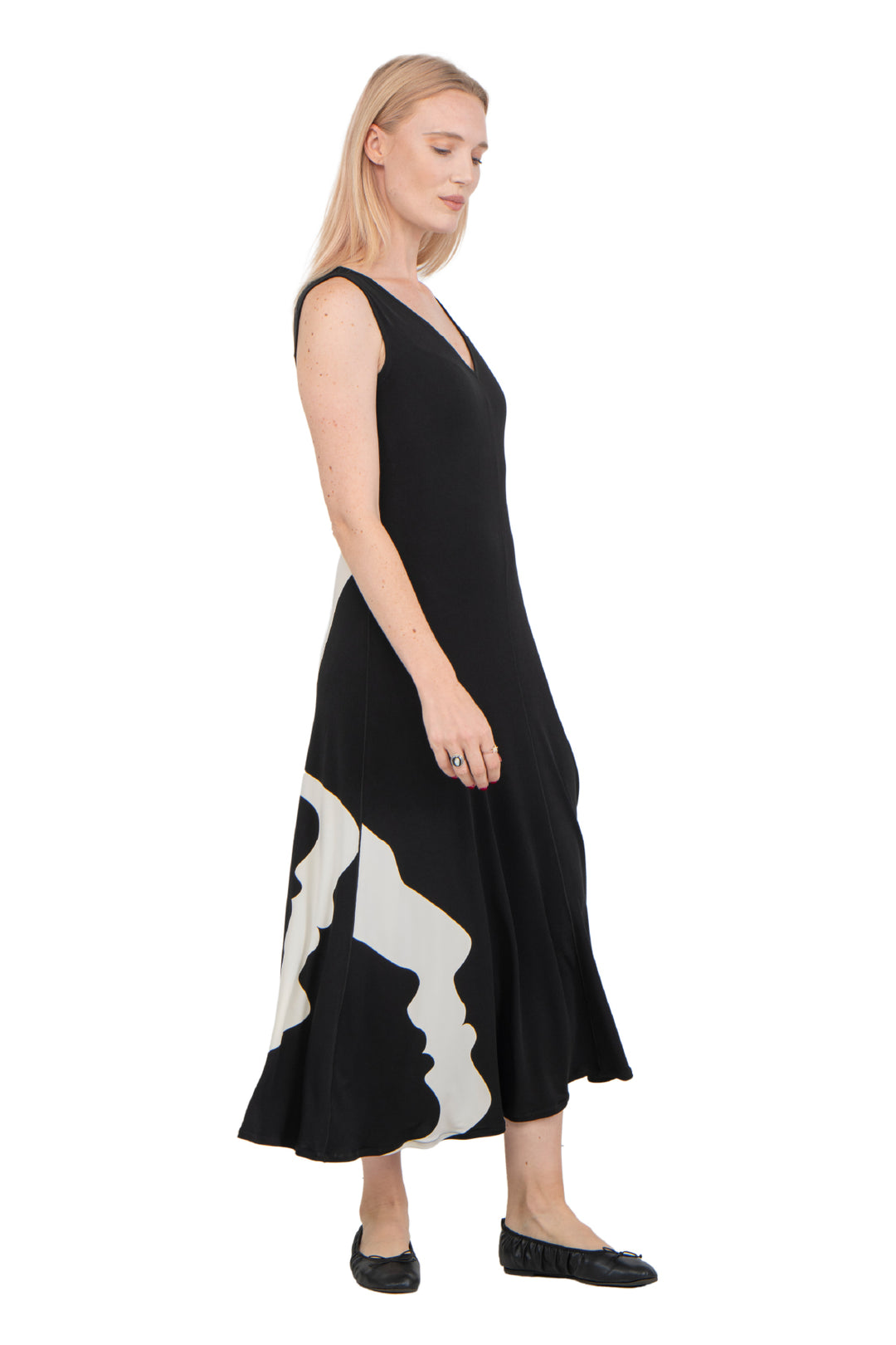 Fit and Flare V Neck Sleeveless Dress