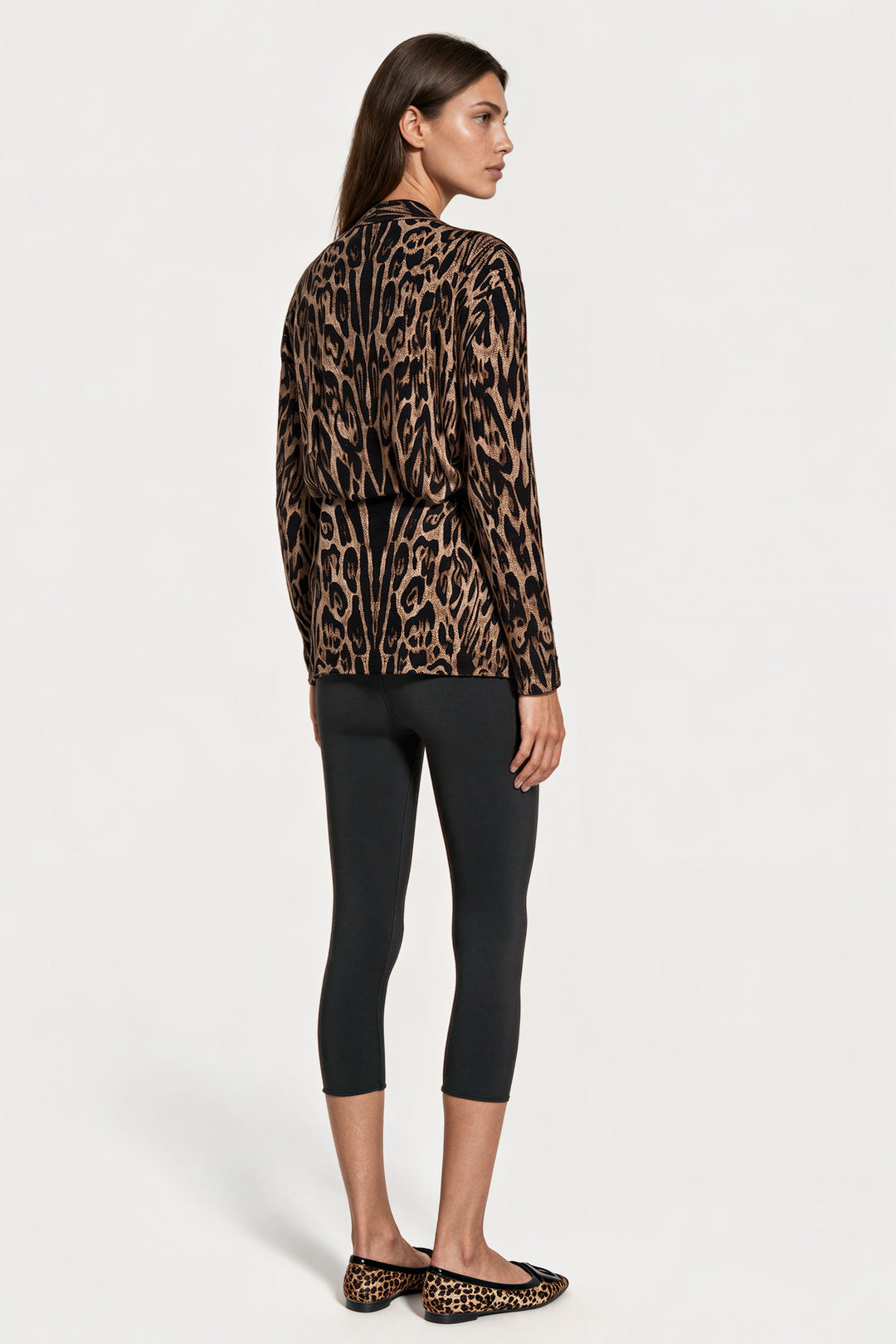 Short Cardigan/Robe