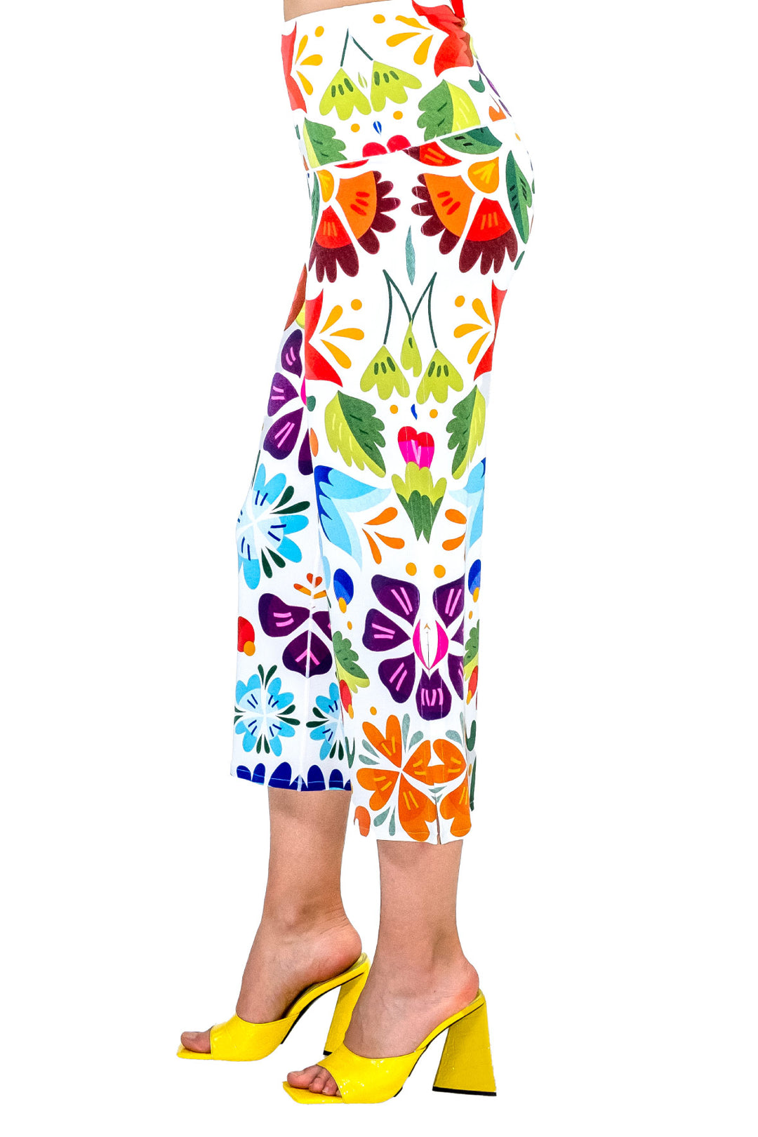 High Waist Side Slit Single Layered Cropped Pants