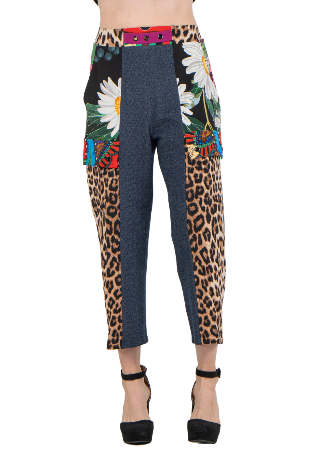 Side Pockets WB with Eyelets Pants Cropped