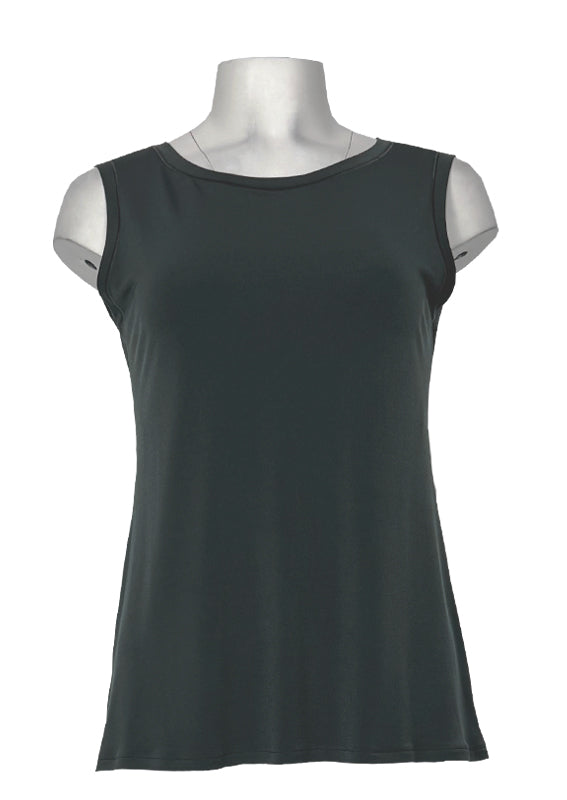 Sleeveless single layer tunic