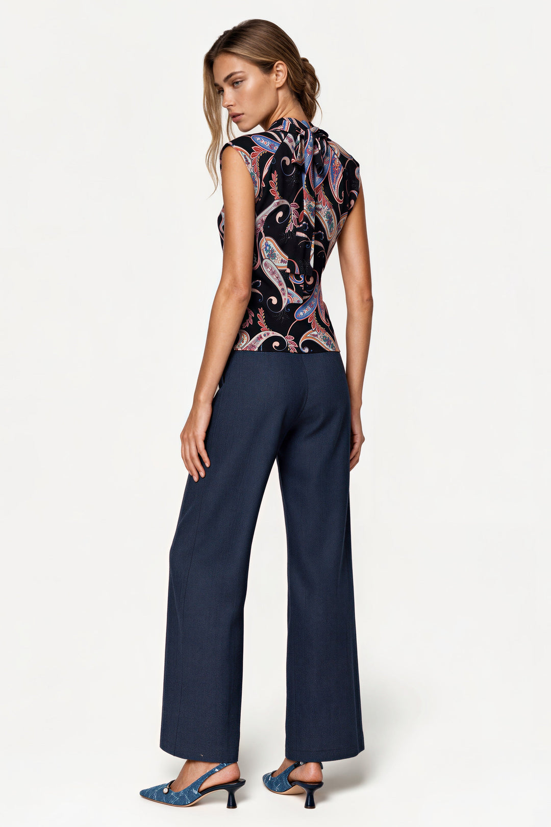 Cap Sleeve Tie-Back Neck Single Layer Top