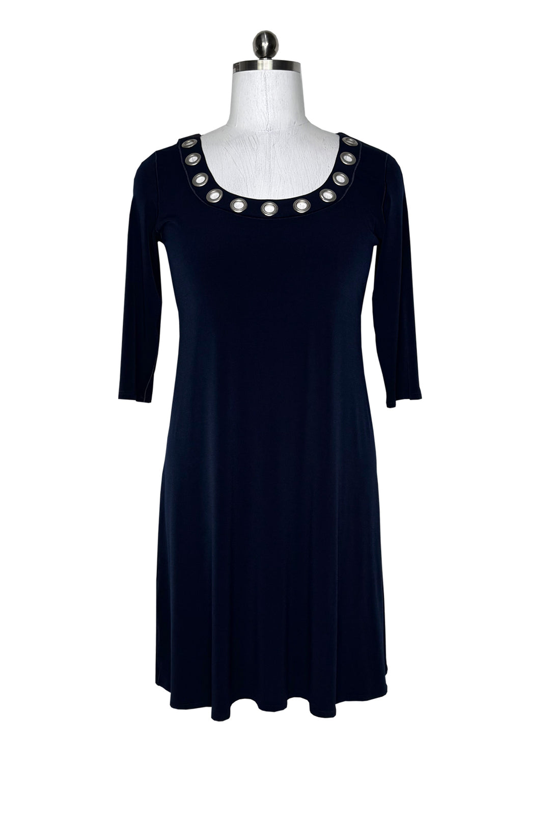 3/4 sleeve grommet detail single layer dress