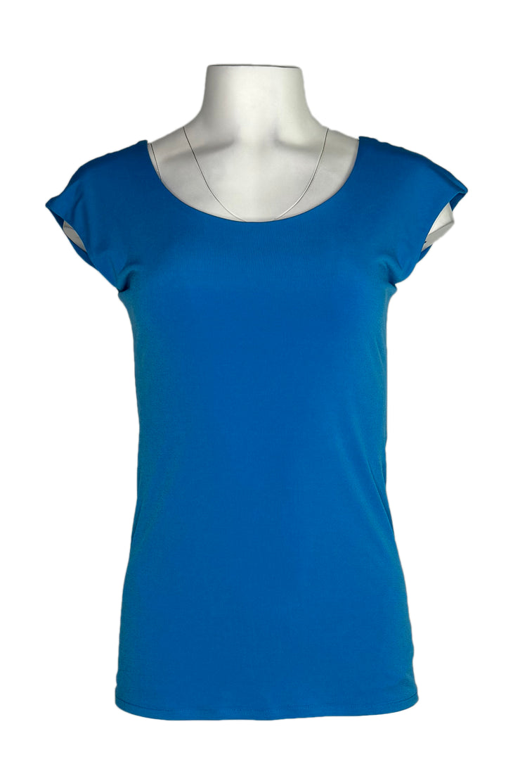 Sleeveless scoop neck top