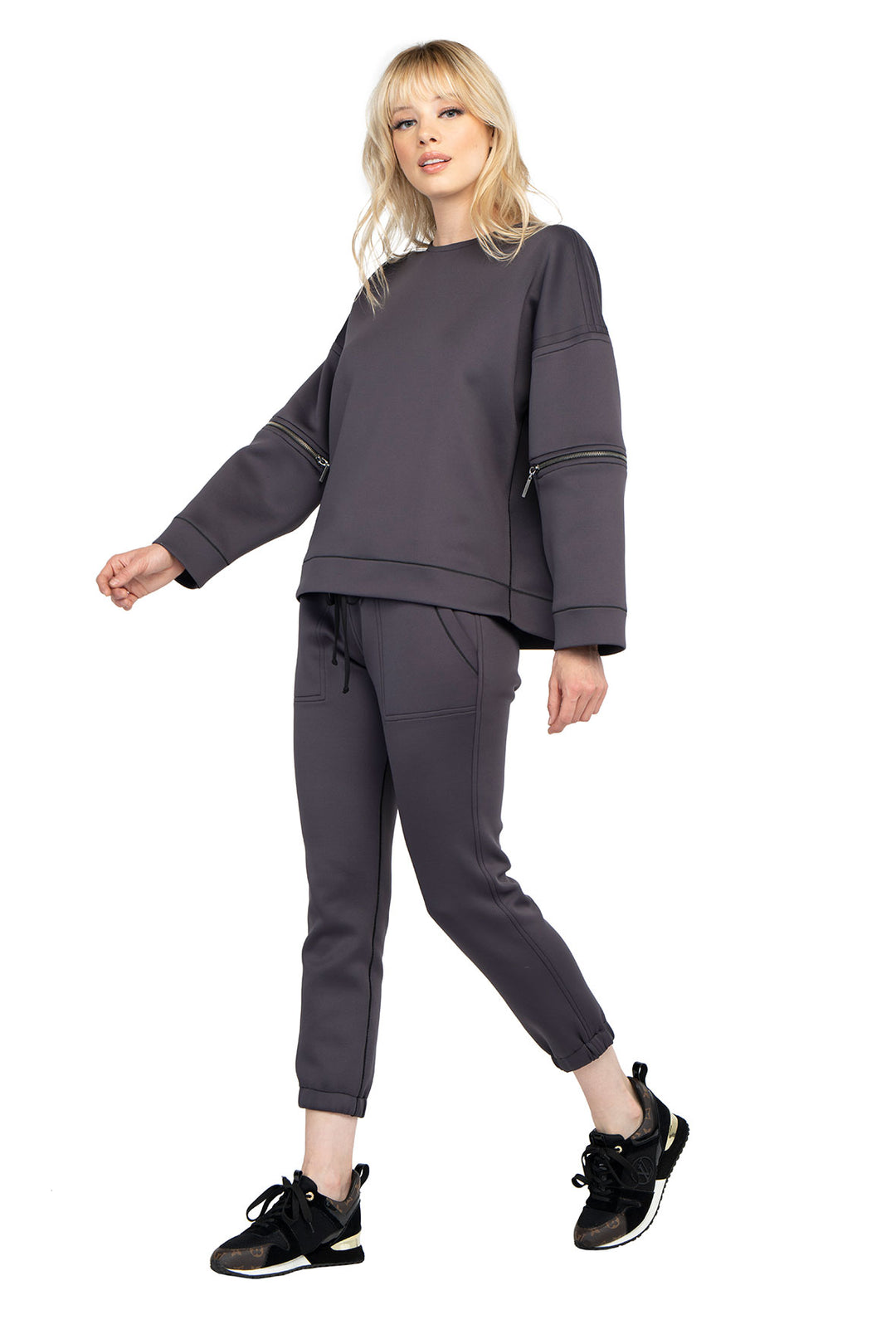ELASTIC BOTTOM POCKET JOGGER