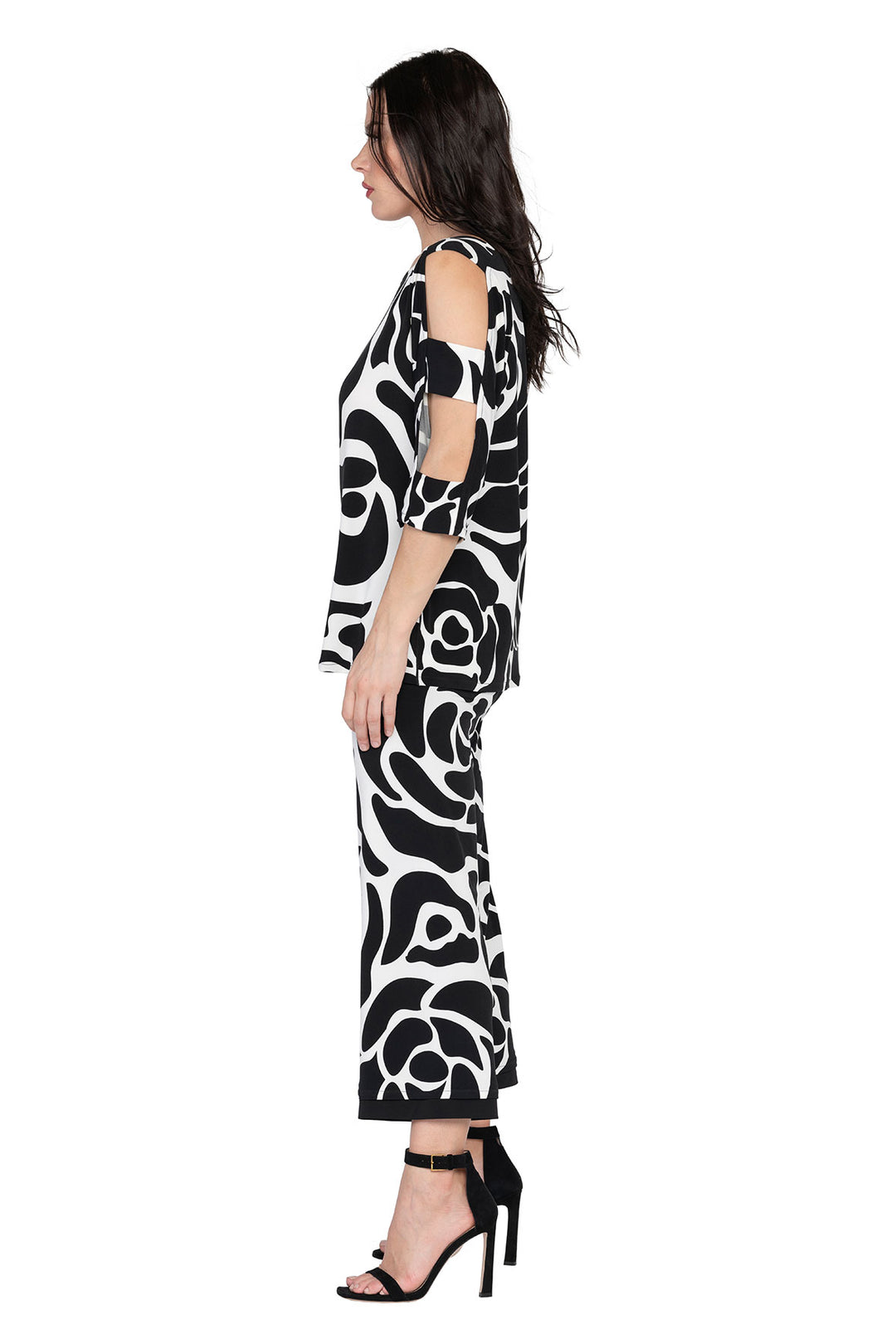 Wide Banded Sleeve Top
