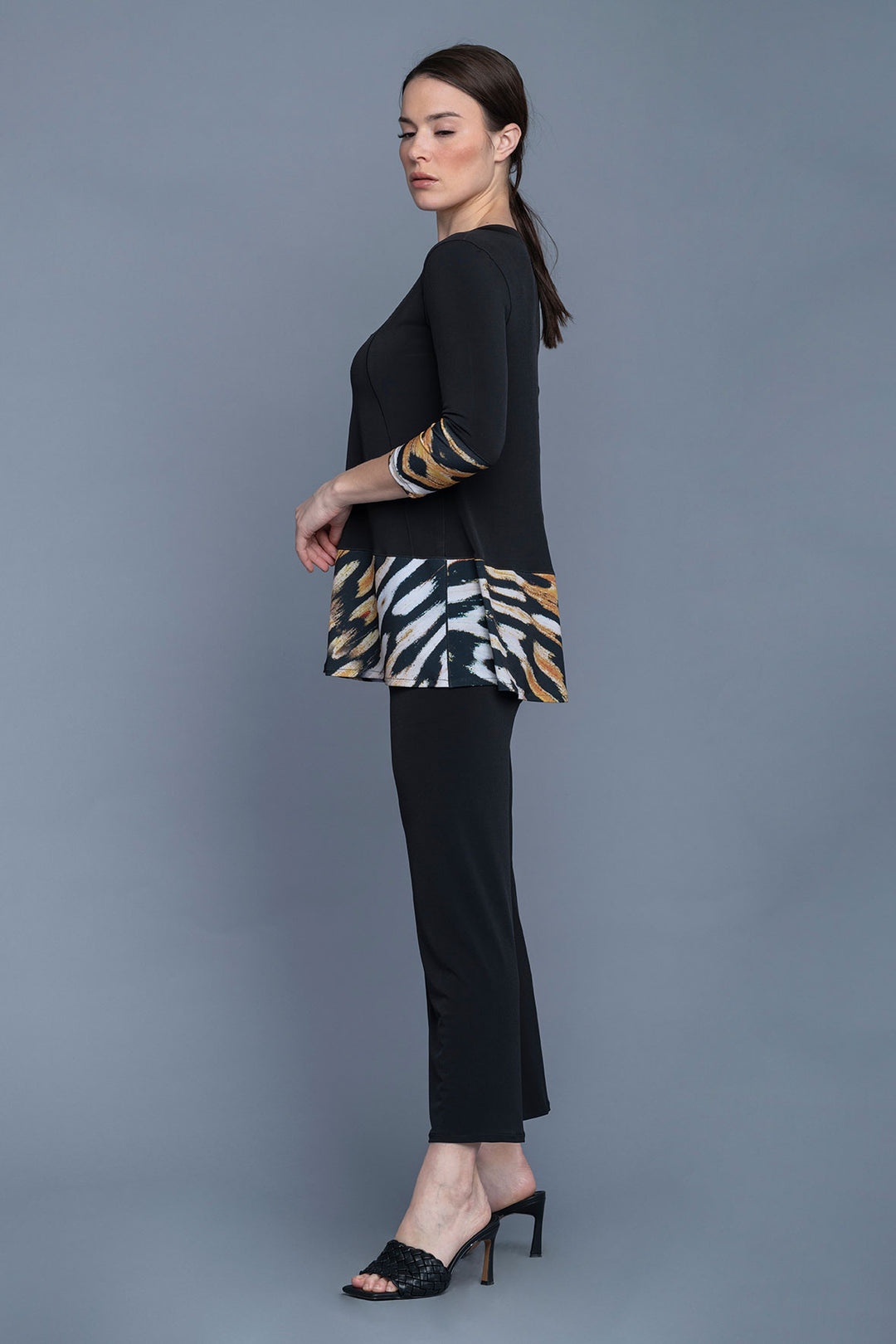 Five Beams Banded Tunic