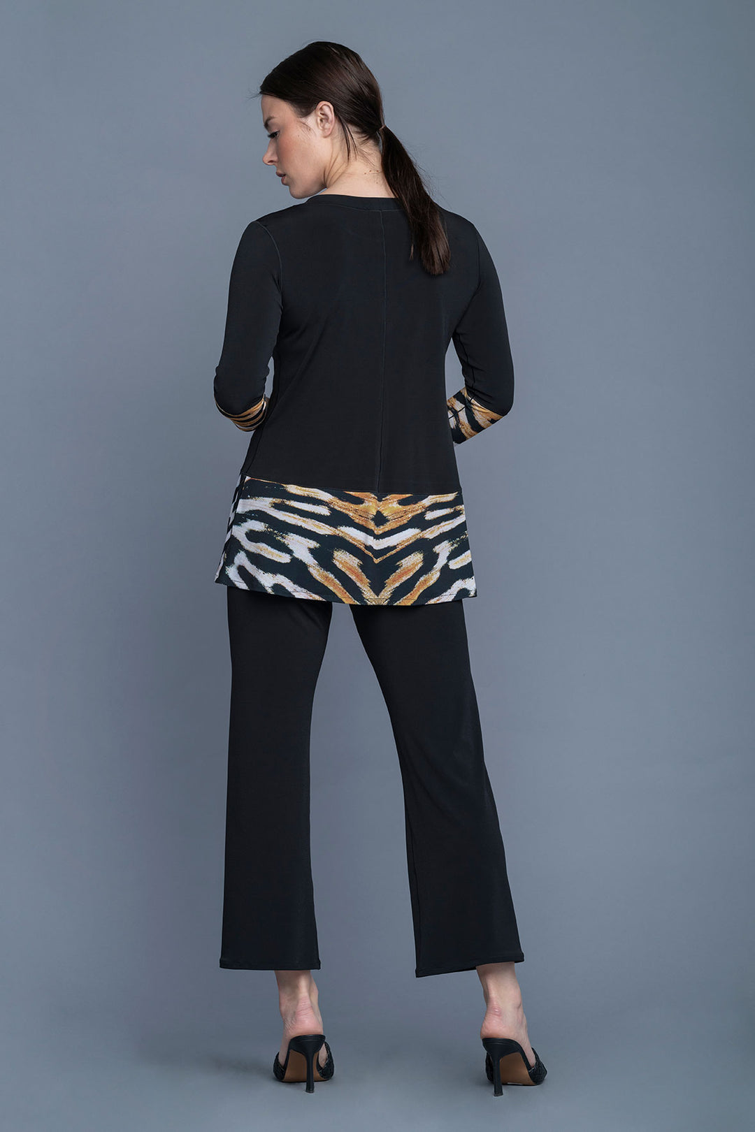 Five Beams Banded Tunic