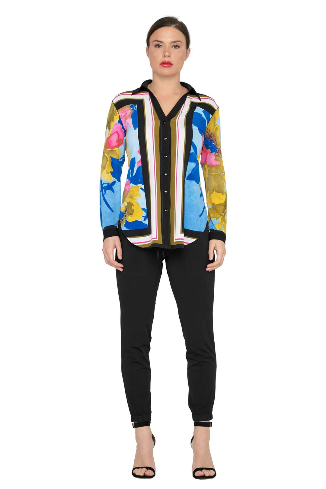 Long Sleeve Rounded Sweep  Snap Shirt