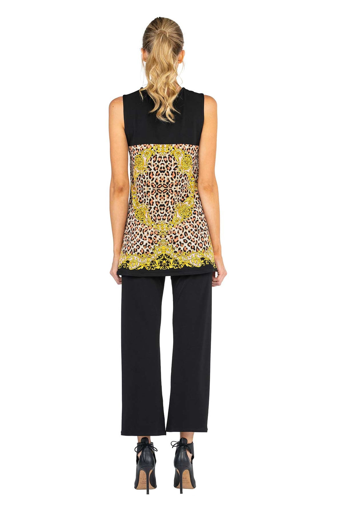 Quatro Porte Sleeveless Tunic