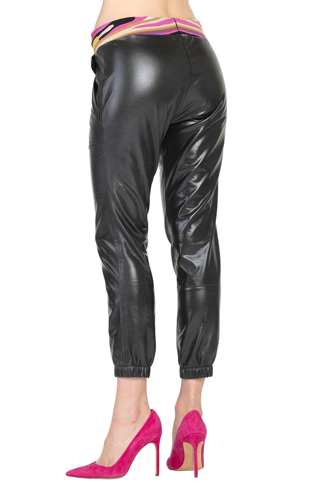 Elastic Bottom Pocket Jogger