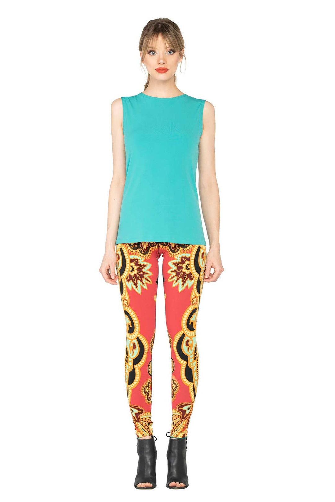 Solid Single Layered Fitted Sleeveless Top